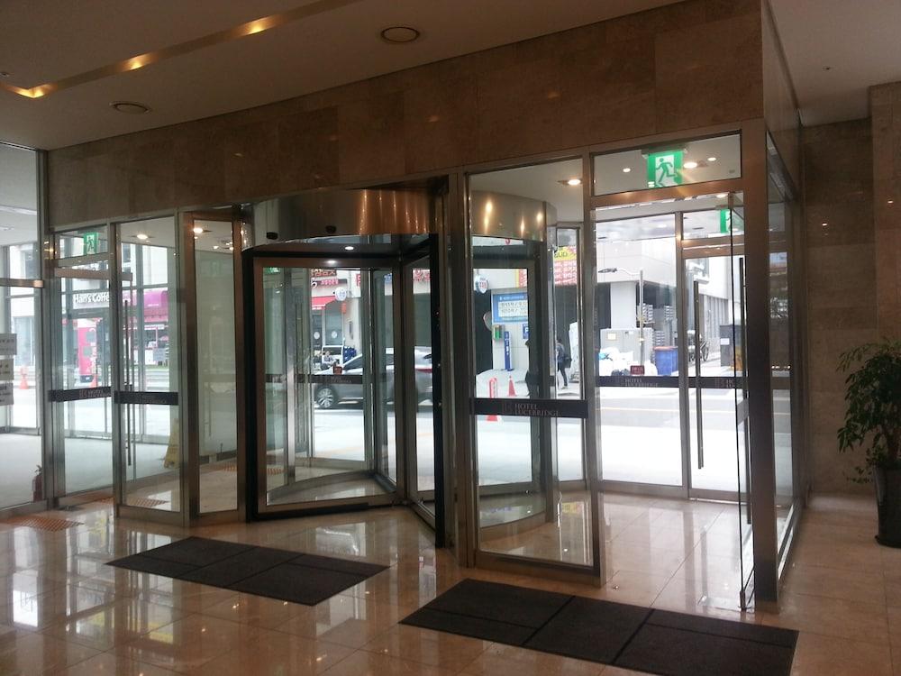 The First Stay Hotel Сеул Экстерьер фото