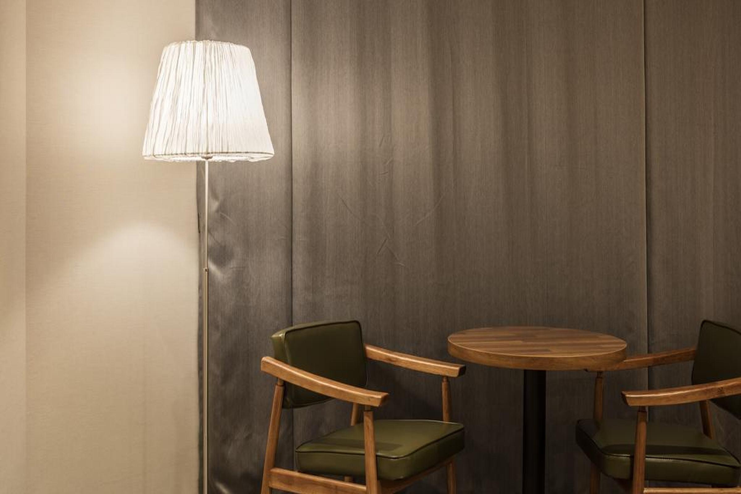 The First Stay Hotel Сеул Экстерьер фото